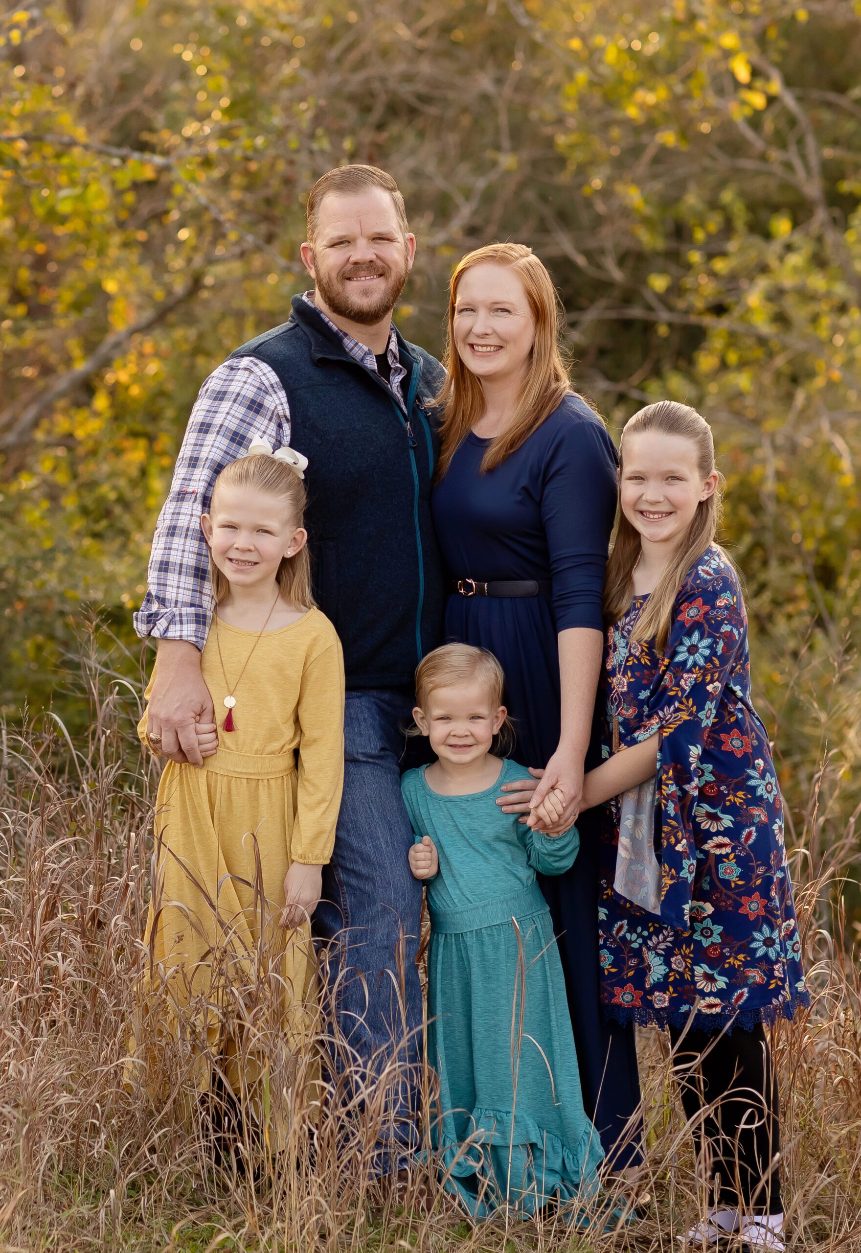 Family of five with three daughters during Highlight Ultra Mini Session in College Station